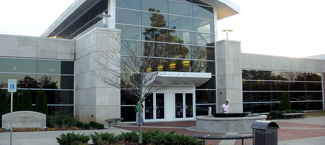 Dyersburg State Community College Learning Resource Center